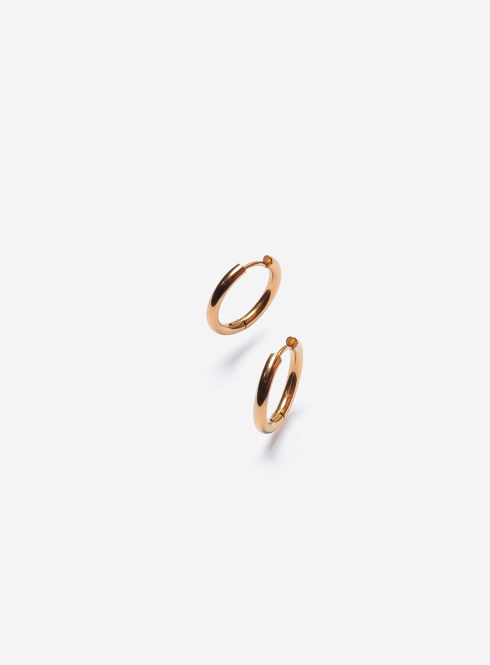 GD Half Round Hoop Earrings Gold-Tone