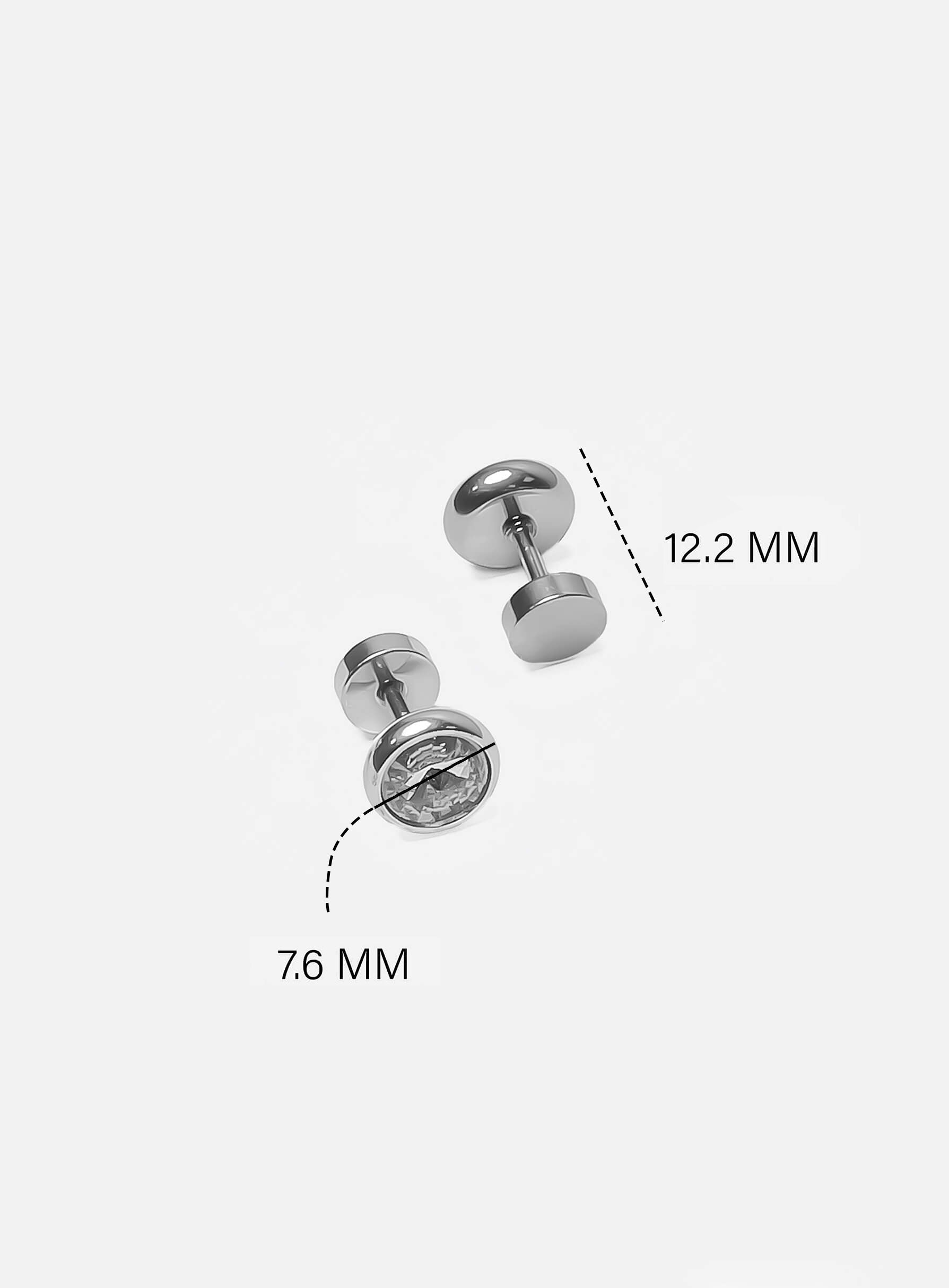 Round Zirconia Stud earrings