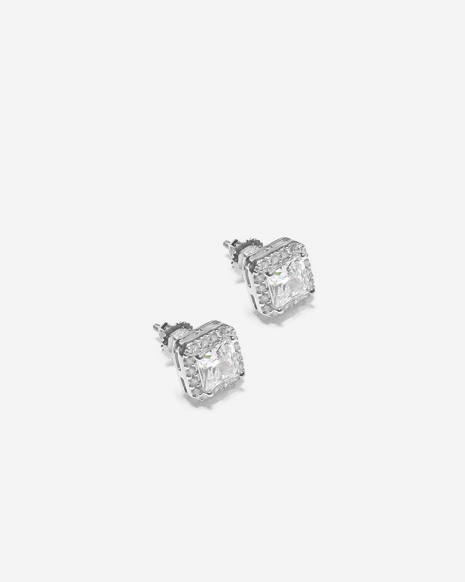 Pure Radiance Ultra 925 Silver Stud Earring