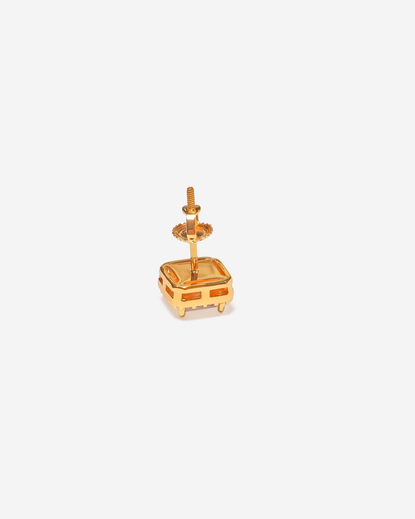 Radiant Stud Earrings | 22K Gold Brilliance
